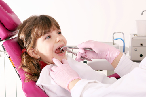 When Should Children Have Their First Dental Checkup?