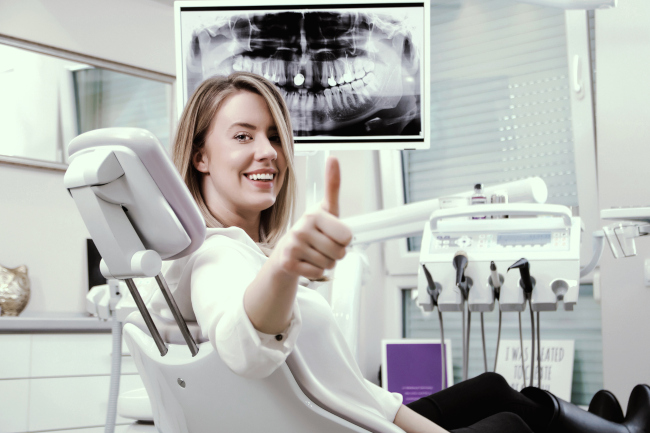 Afraid of the Dentist? 3 Ways to Calm Yourself Before Your Next Dental Checkup