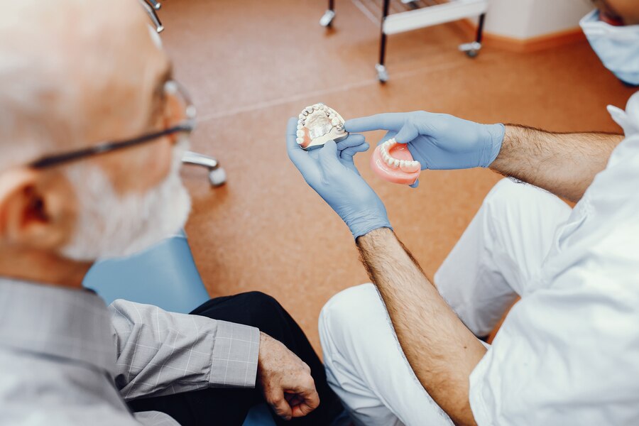 tooth replacement in Lakeland, FL