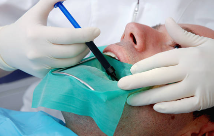 What Do Dentists Use to Numb Your Mouth for Fillings?