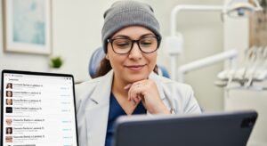 Cosmetic Dentist in Lakeland