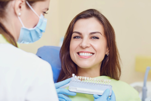 Dental crown cost in North Lakeland, FL, with information about dental crowns, restoration benefits, and treatment options.